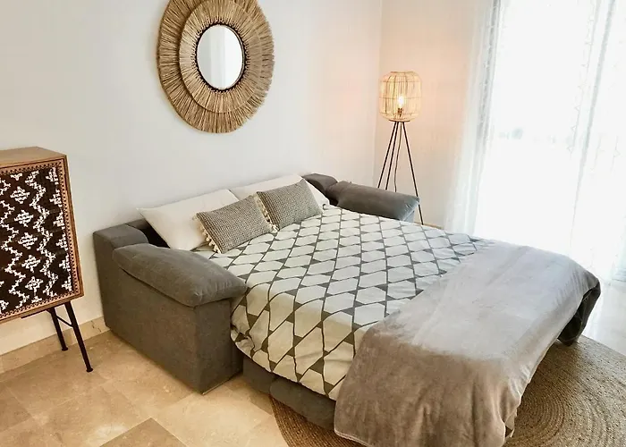 Madmar Maria Zambrano Apartment